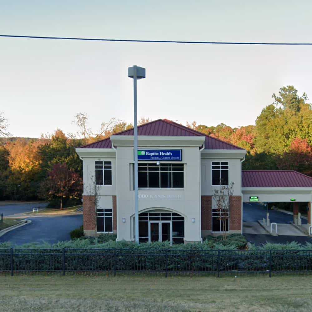 2004 image of new branch.